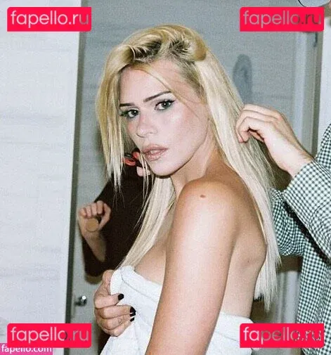 Billie Piper Onlyfans Photo Gallery 