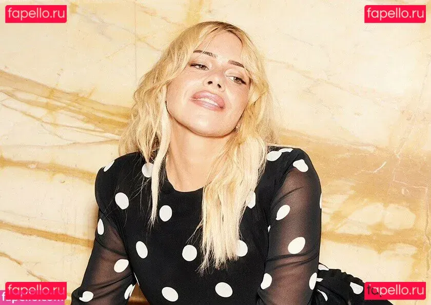 Billie Piper Onlyfans Photo Gallery 