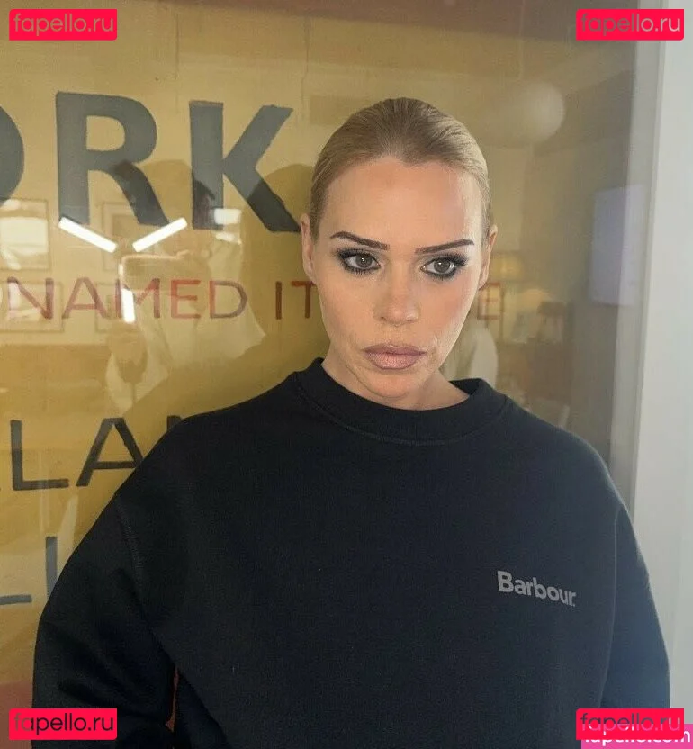 Billie Piper Onlyfans Photo Gallery 