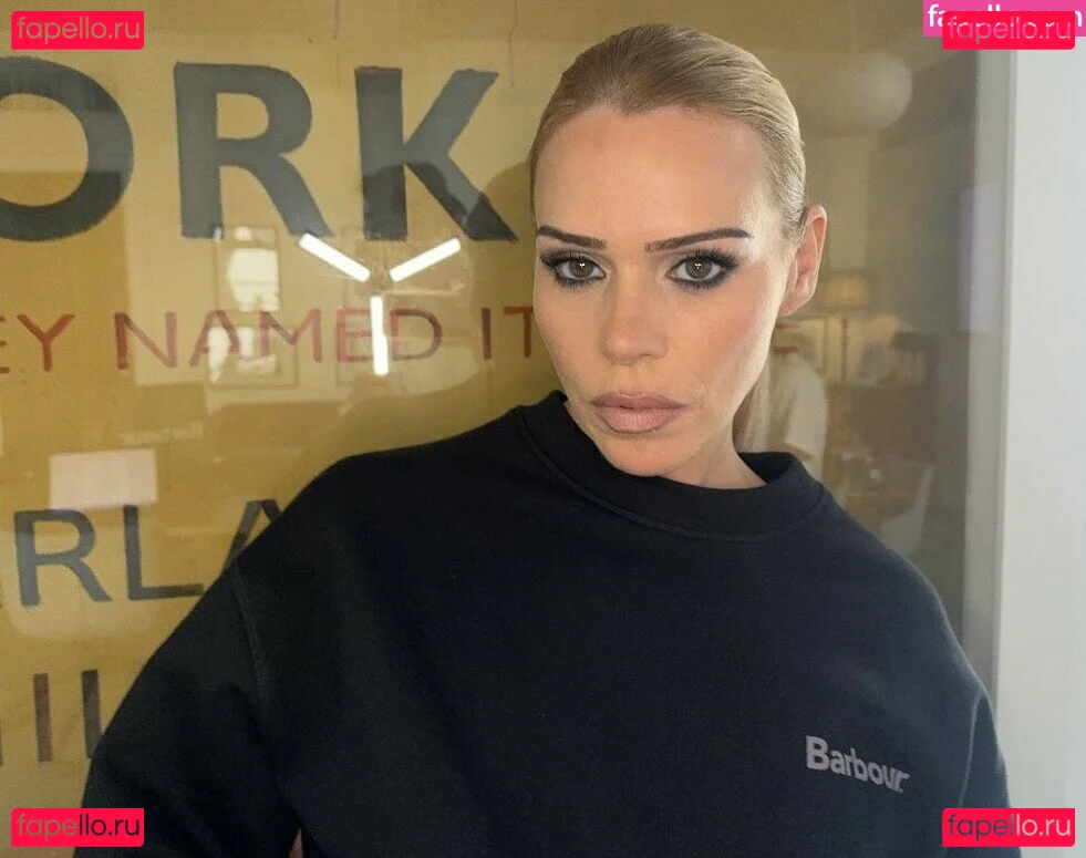 Billie Piper Onlyfans Photo Gallery 