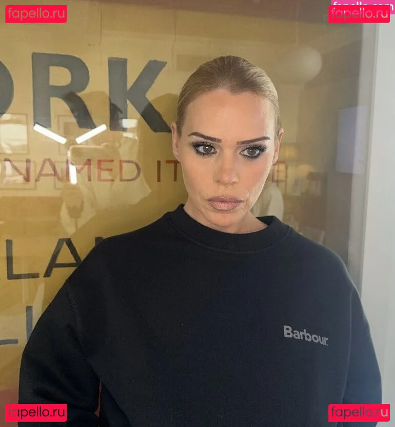 Billie Piper Onlyfans Photo Gallery 