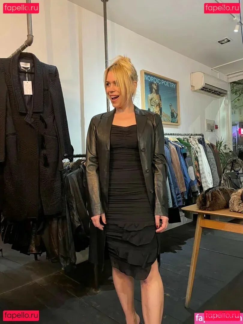 Billie Piper Onlyfans Photo Gallery 