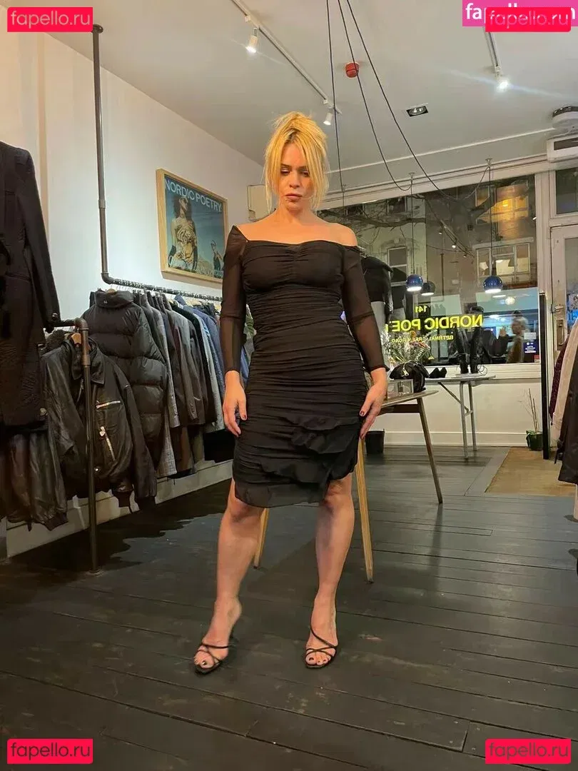 Billie Piper Onlyfans Photo Gallery 