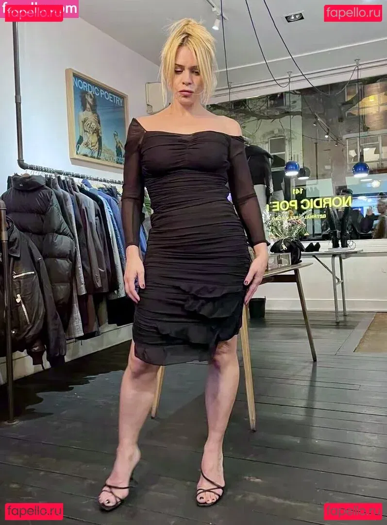 Billie Piper Onlyfans Photo Gallery 