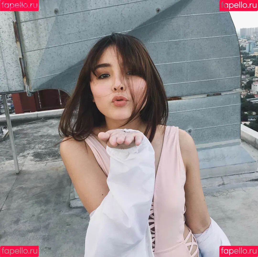 Sarah Carlos Onlyfans Photo Gallery 