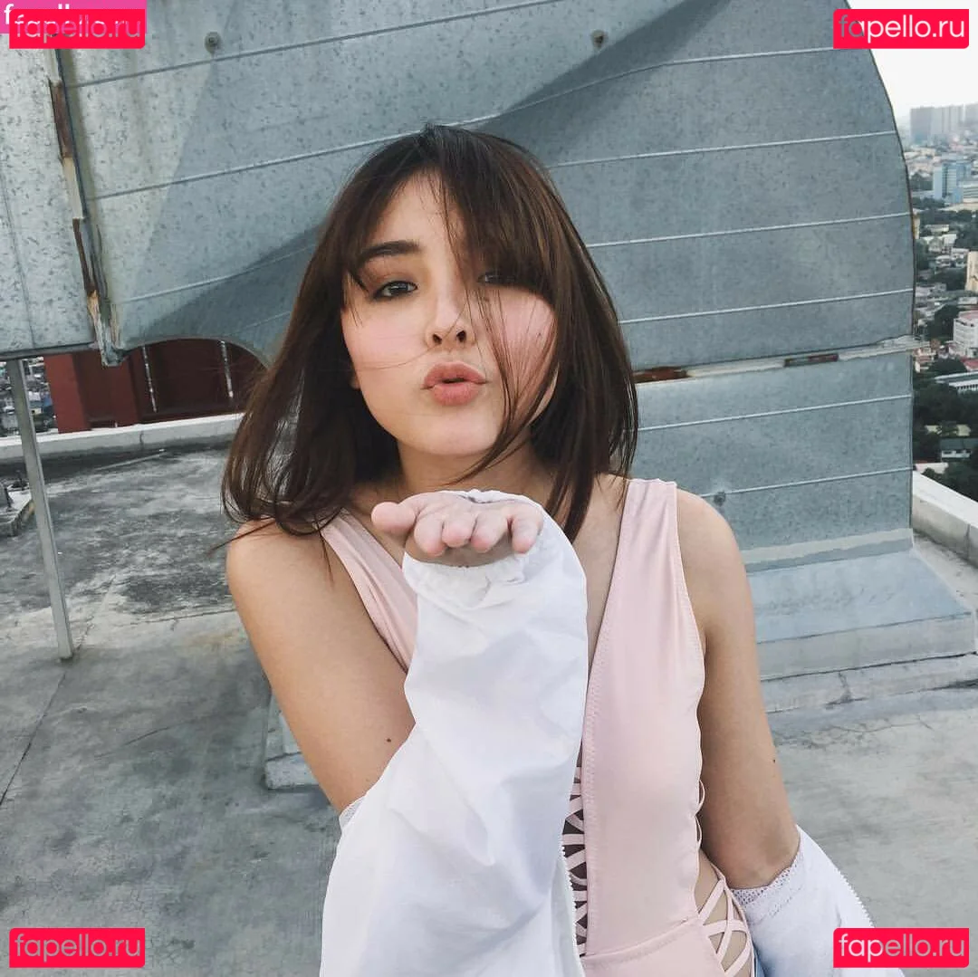 Sarah Carlos Onlyfans Photo Gallery 