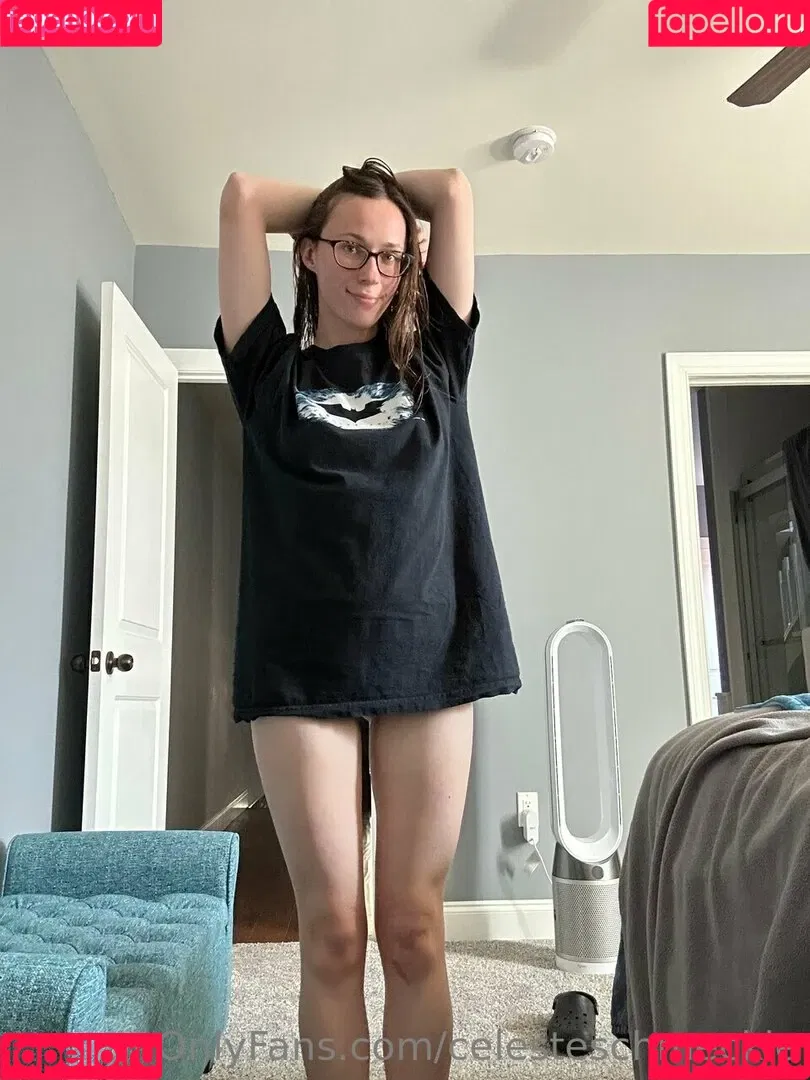 thatllbe25schmeckles Onlyfans Photo Gallery 