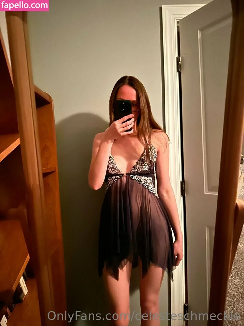 thatllbe25schmeckles Onlyfans Photo Gallery 