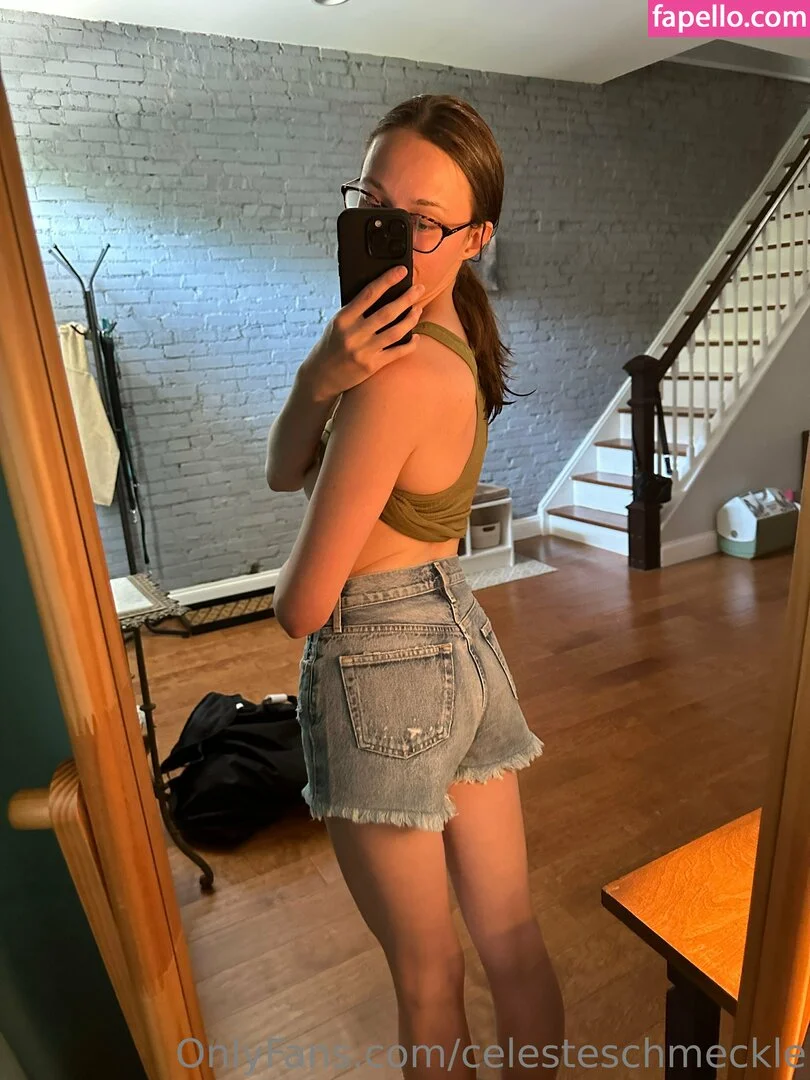 thatllbe25schmeckles Onlyfans Photo Gallery 