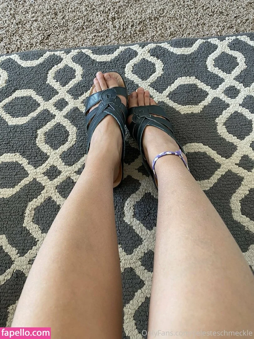 thatllbe25schmeckles Onlyfans Photo Gallery 