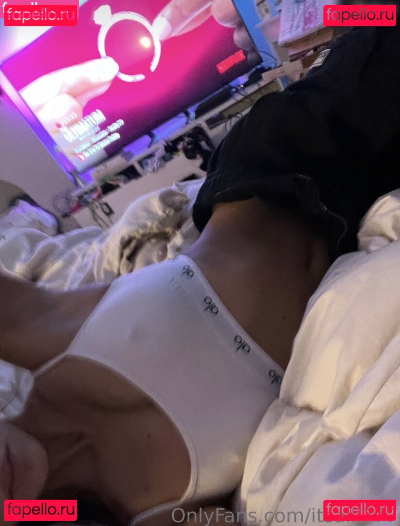 Alliyah Davison Nude Onlyfans Photo 18