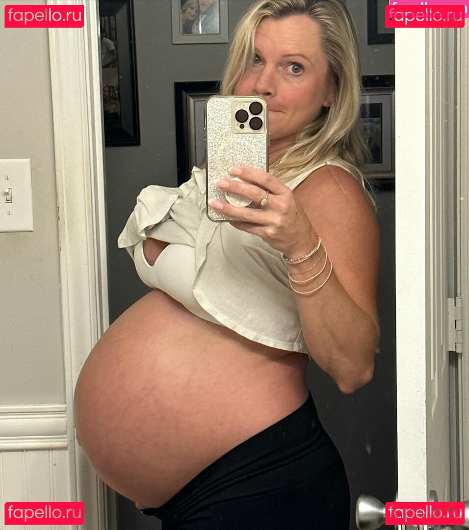 fourtyfitmommy Nude Onlyfans Photo 34