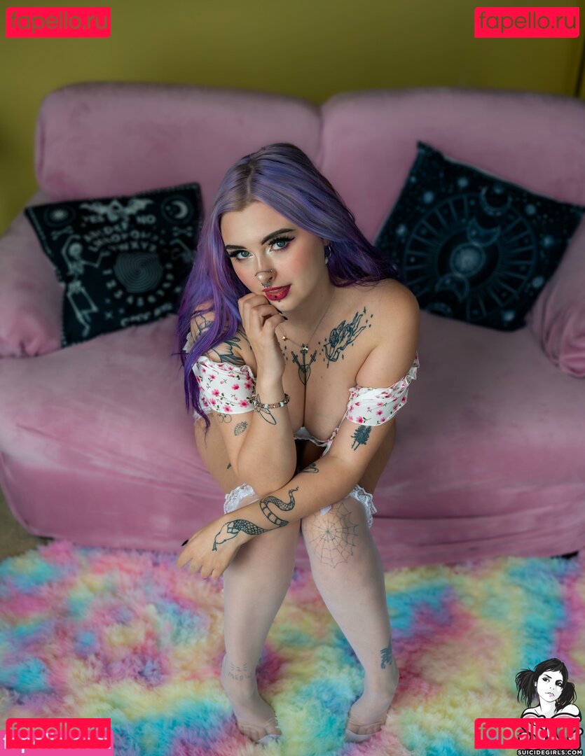 Lilacfables Nude Onlyfans Photo 35