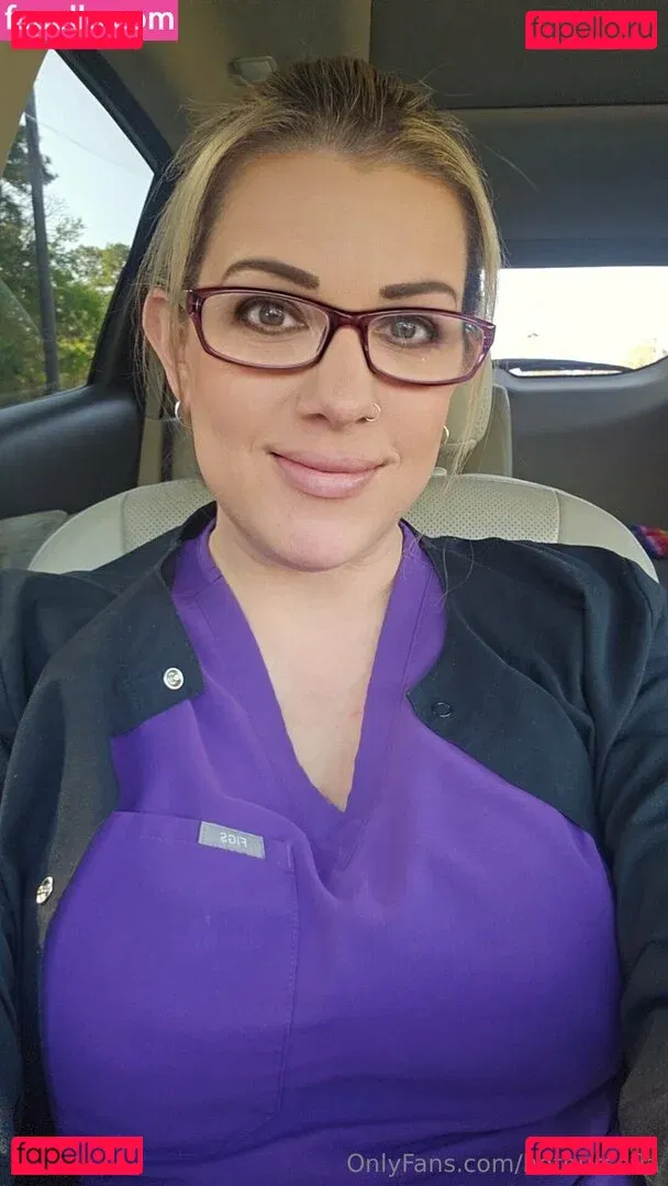 Hotnursefla Onlyfans Photo Gallery 