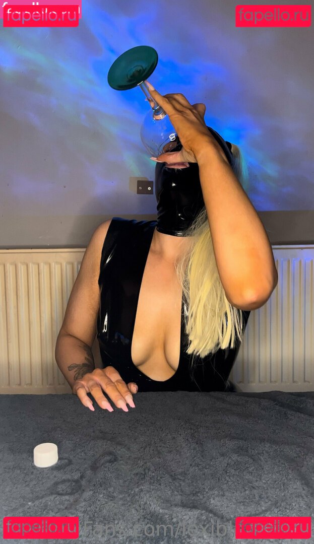 lexiblackedof Nude Onlyfans Photo 9