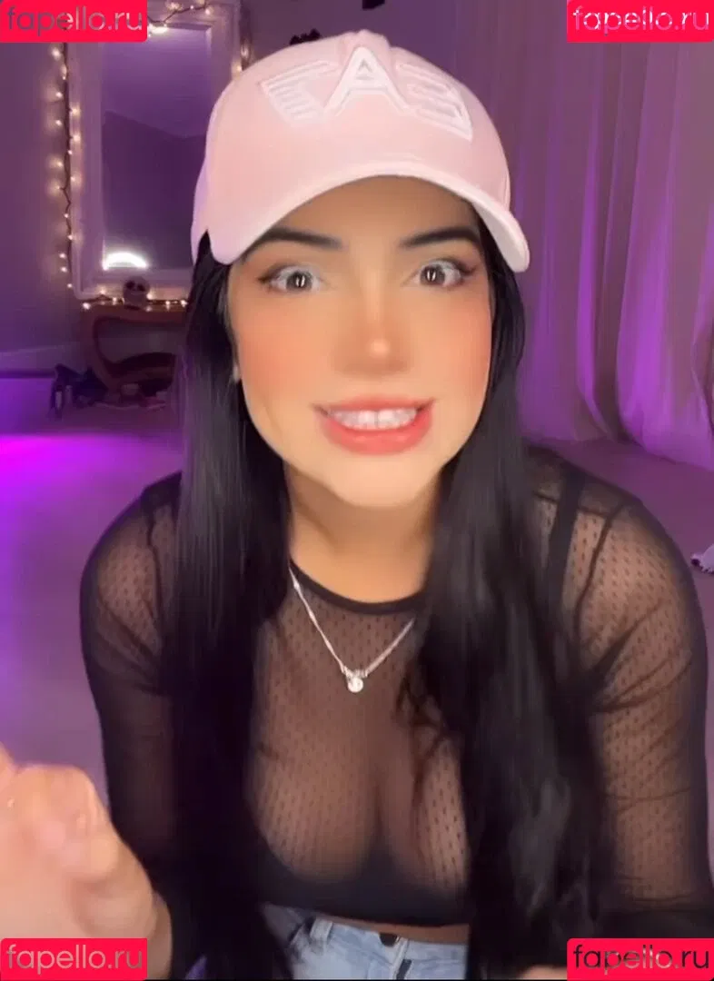 KamiCosplayer Onlyfans Photo Gallery 