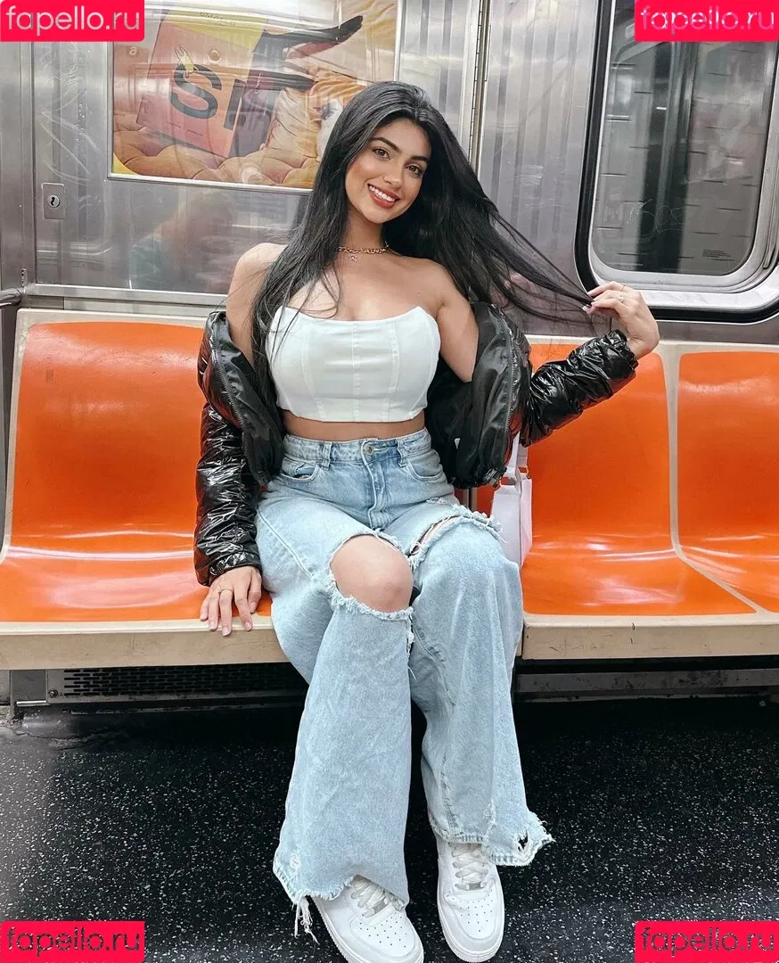 KamiCosplayer Onlyfans Photo Gallery 