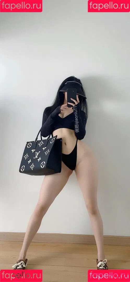 QianniuTT Onlyfans Photo Gallery 