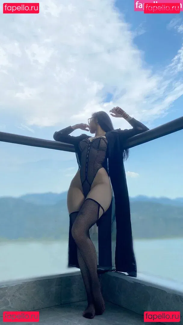 QianniuTT Onlyfans Photo Gallery 