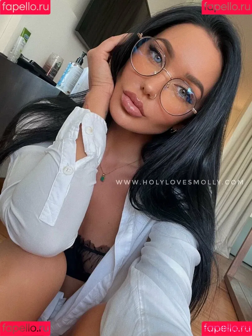 holylovesmolly Onlyfans Photo Gallery 