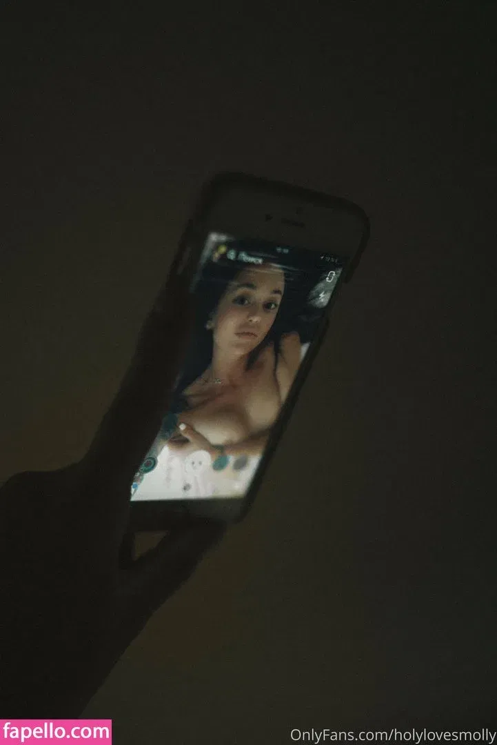 holylovesmolly Onlyfans Photo Gallery 