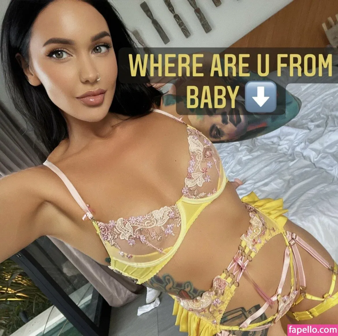 holylovesmolly Onlyfans Photo Gallery 