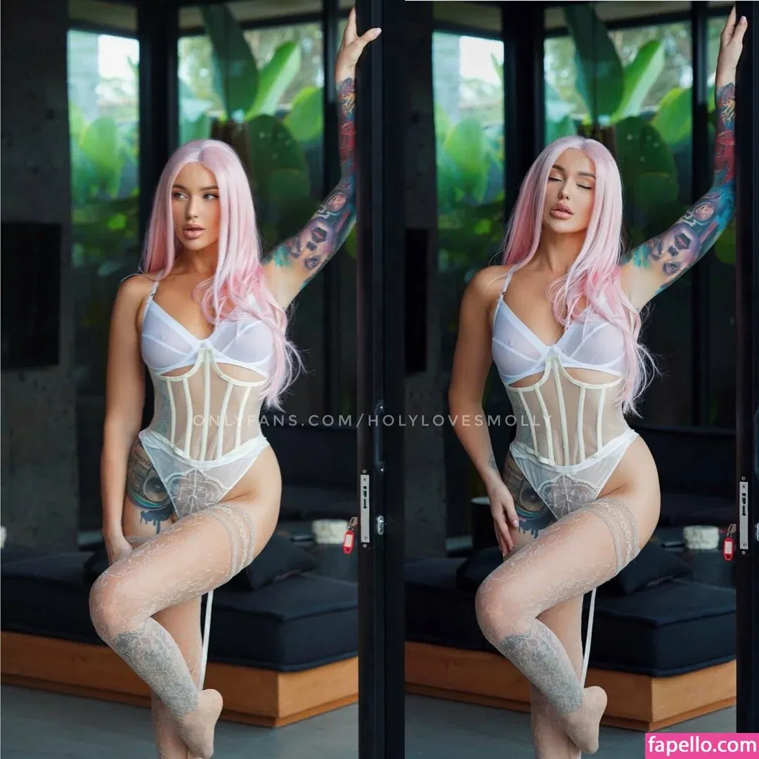 holylovesmolly Onlyfans Photo Gallery 
