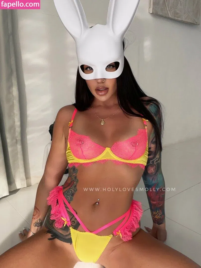 holylovesmolly Onlyfans Photo Gallery 