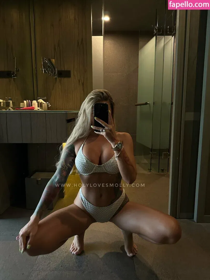 holylovesmolly Onlyfans Photo Gallery 