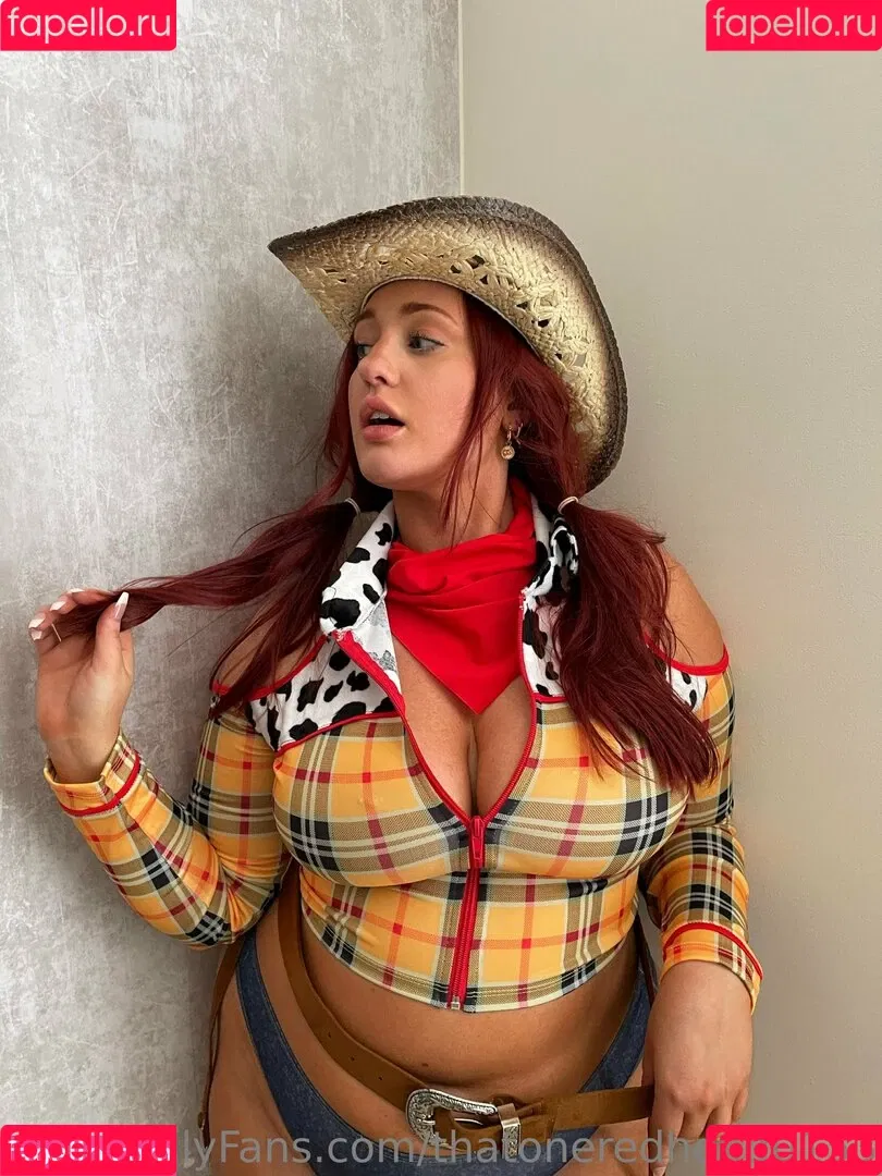 thatoneredhead0153 Onlyfans Photo Gallery 