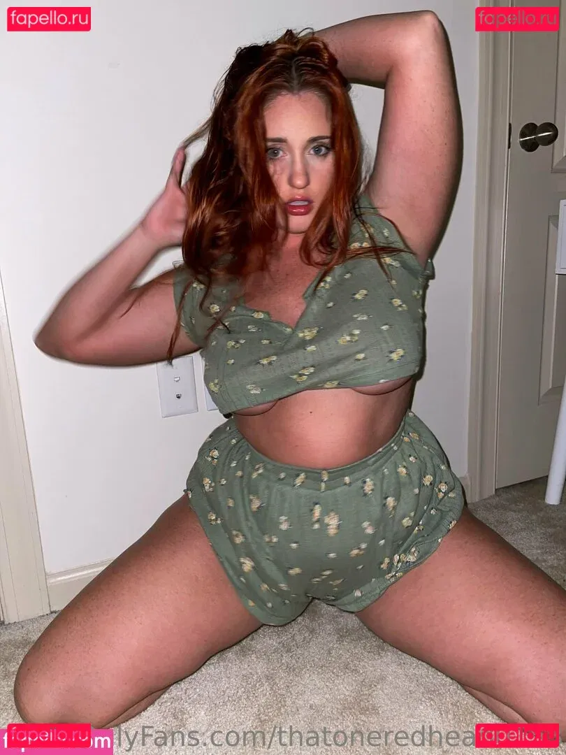 thatoneredhead0153 Onlyfans Photo Gallery 