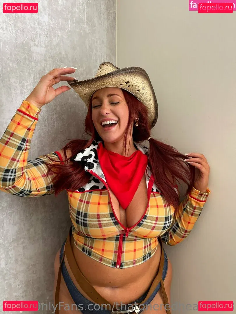 thatoneredhead0153 Onlyfans Photo Gallery 