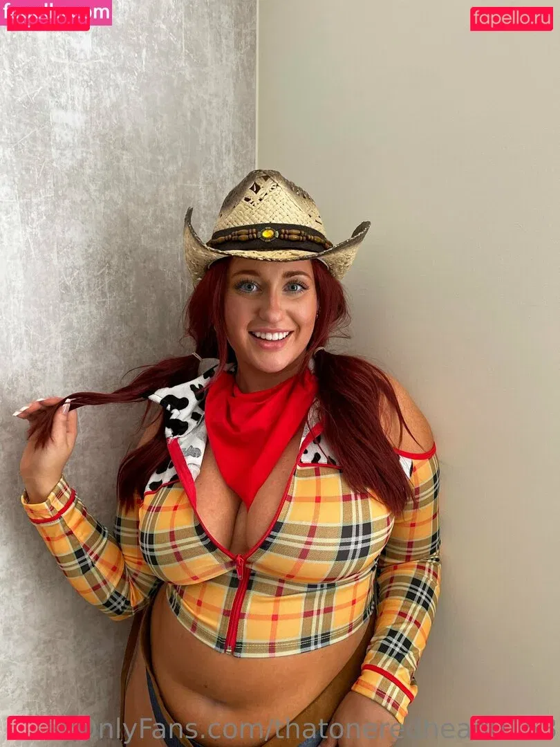 thatoneredhead0153 Onlyfans Photo Gallery 