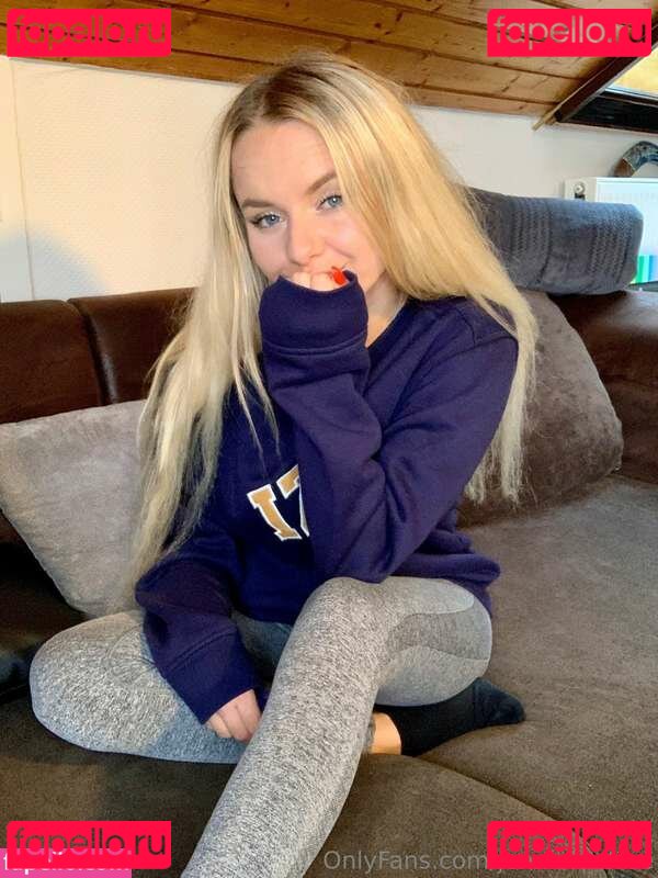 Jenni Blue Nude Onlyfans Photo 26