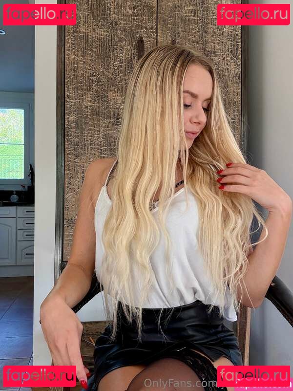 Jenni Blue Nude Onlyfans Photo 16