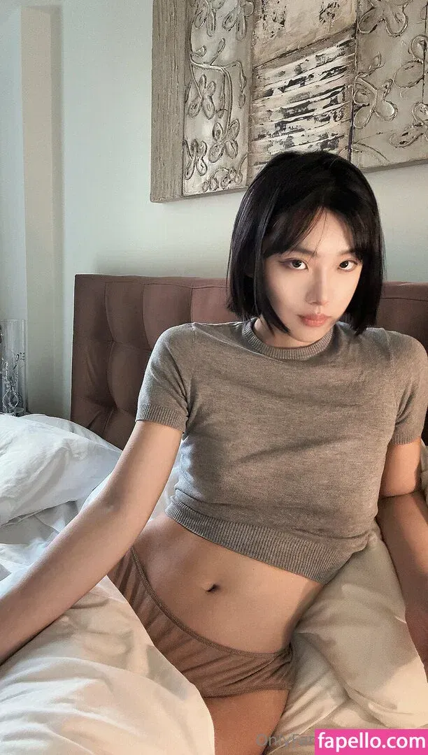 juneliu Onlyfans Photo Gallery 