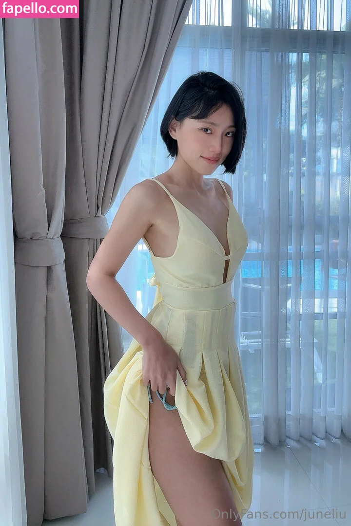 juneliu Onlyfans Photo Gallery 