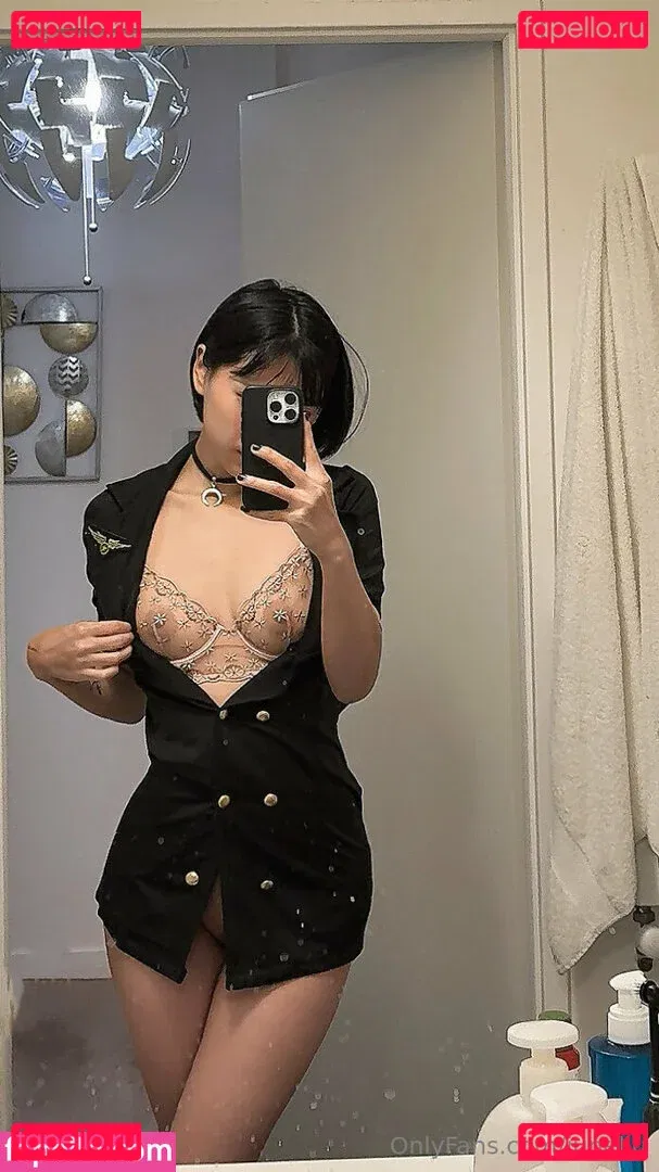 juneliu Onlyfans Photo Gallery 