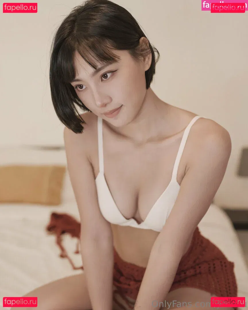 juneliu Onlyfans Photo Gallery 