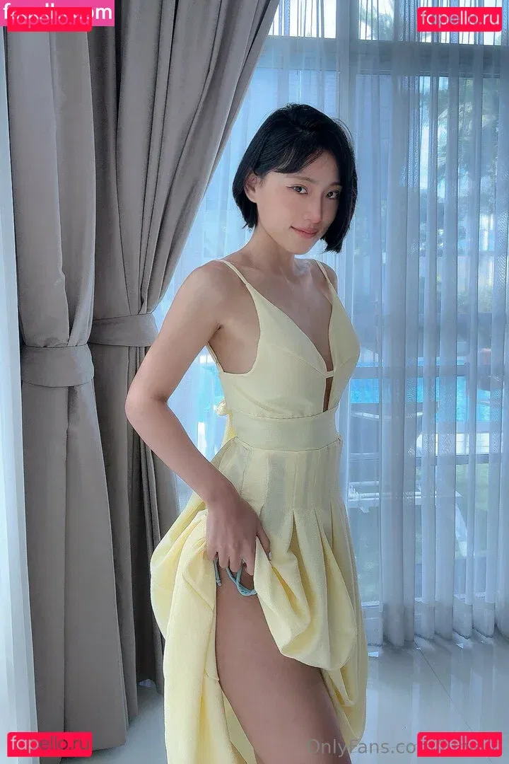 juneliu Onlyfans Photo Gallery 