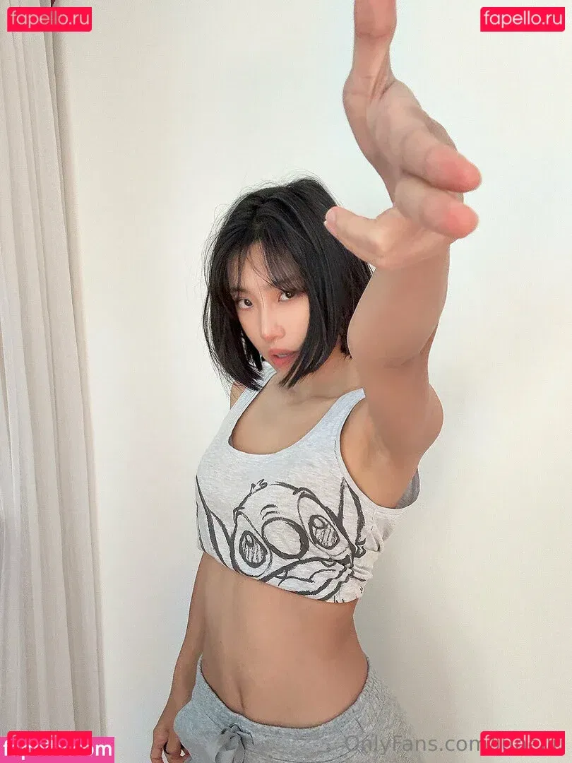 juneliu Onlyfans Photo Gallery 