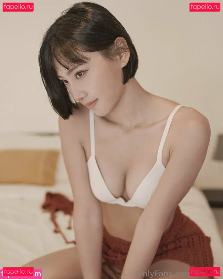 juneliu Onlyfans Photo Gallery 