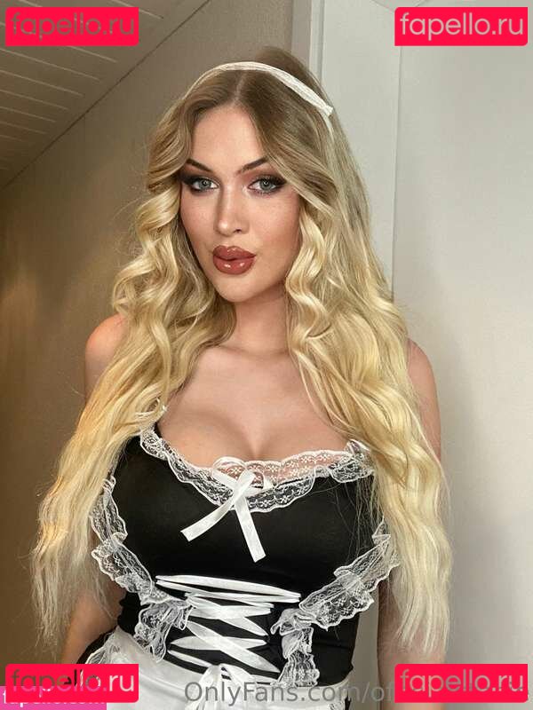 Stacie Petrow Nude Onlyfans Photo 4