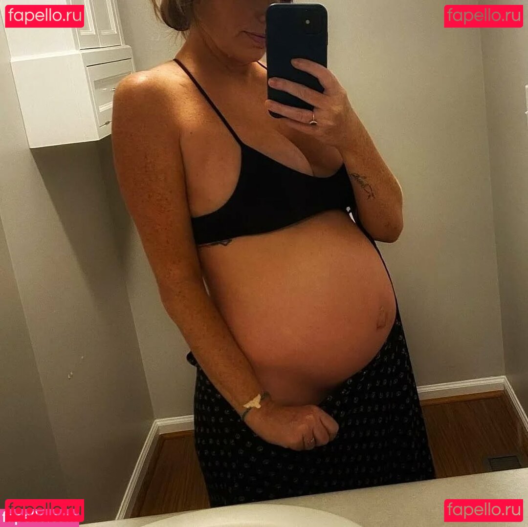 Naughty Allie Nude Onlyfans Photo 5