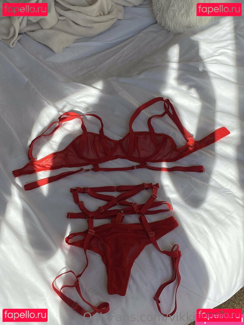vikki.kiss.vip Nude Onlyfans Photo 41