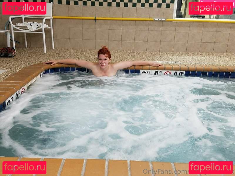 Red Bedx Nude Onlyfans Photo 18