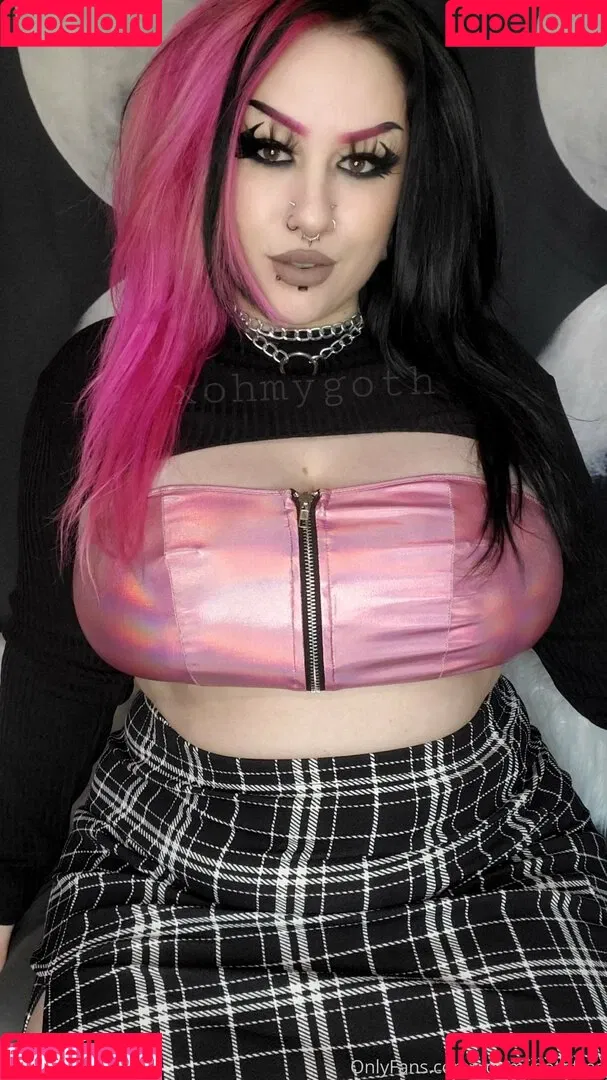 xohmygothfree Onlyfans Photo Gallery 