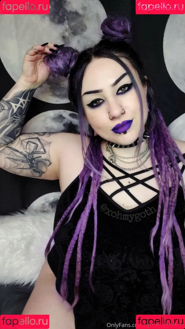 xohmygothfree Onlyfans Photo Gallery 
