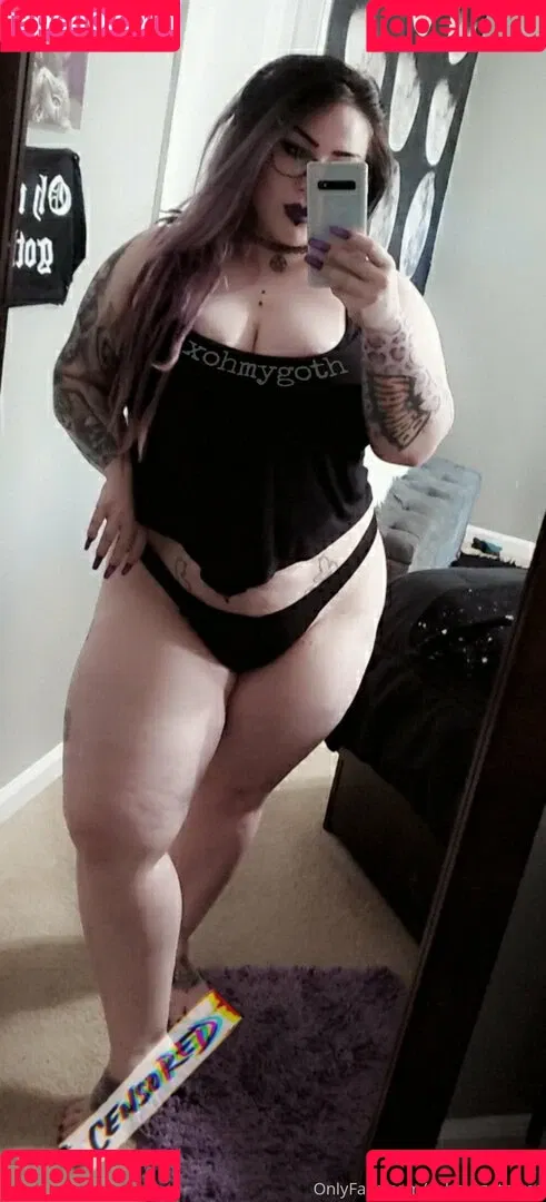 xohmygothfree Onlyfans Photo Gallery 