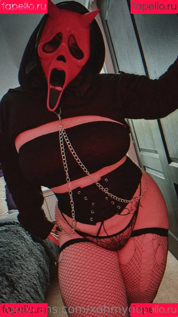 xohmygothfree Onlyfans Photo Gallery 